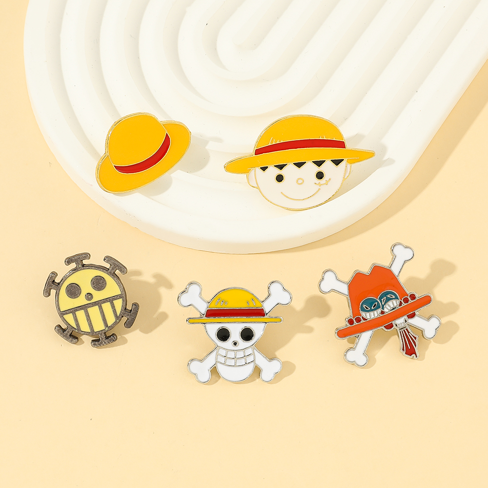 5 Pcs Cartoon Monkey D. Luffy  - Lapel Pin Enamel recension och pris