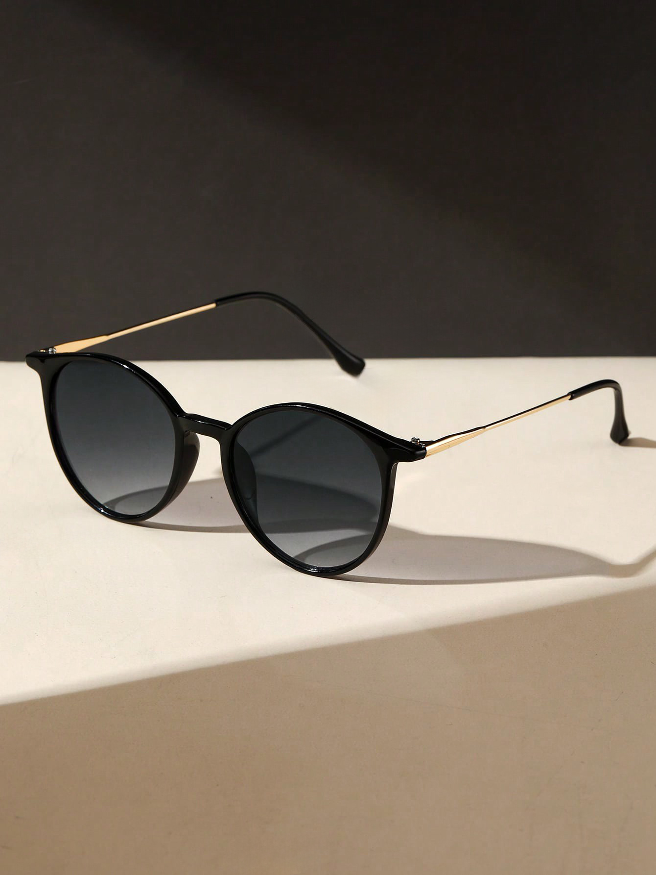 1PC Fashion Round Metal Women  - Men'S Accessories Glasses recension och pris