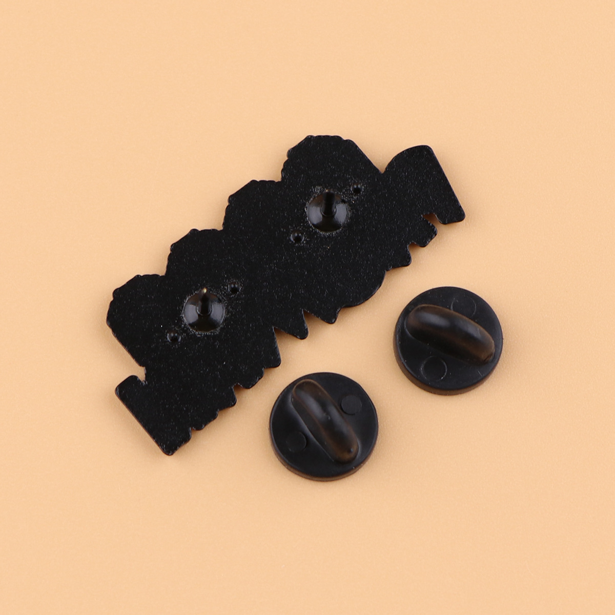 Pac-Man Game Brooch Pin Badge  - Men'S Accessories Backpack recension och pris